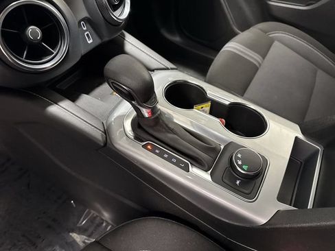 Certified 2024 Chevrolet Blazer LT w/ Convenience Package FWD image 19