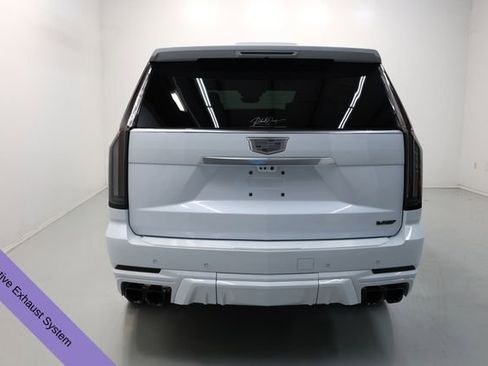 Used 2026 Cadillac Escalade V AWD/4WD image 57