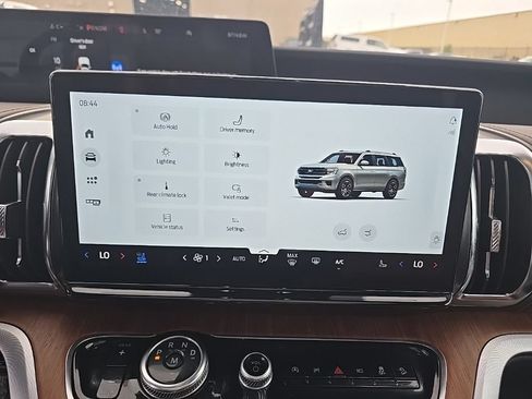 Used 2025 Ford Expedition King Ranch AWD/4WD image 33