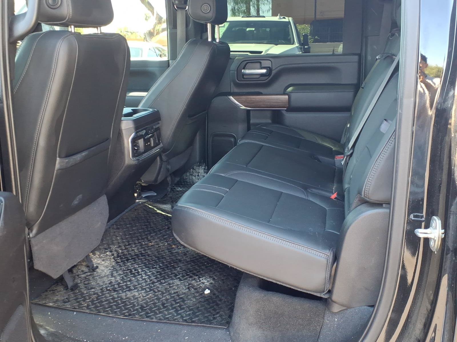 Used 2023 Chevrolet Silverado 3500 High Country AWD/4WD image 16