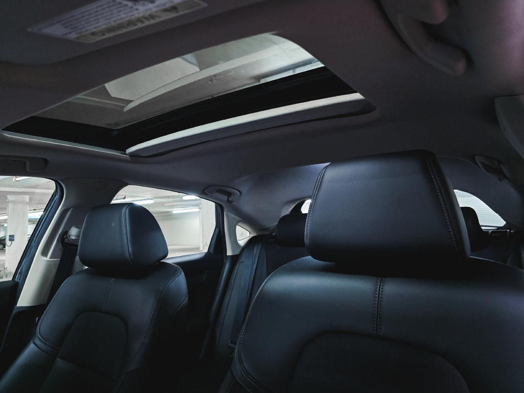 Used 2024 Honda Civic EX-L image 17