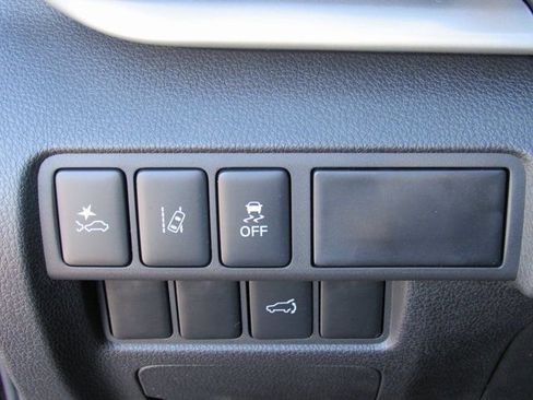 New 2026 Mitsubishi Eclipse Cross AWD image 21