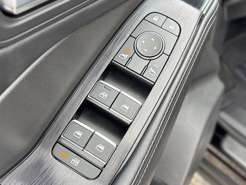 Used 2023 Nissan Rogue SL w/ SL Premium Package image 30