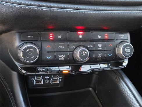 Used 2022 Dodge Durango GT w/ Blacktop Package image 20