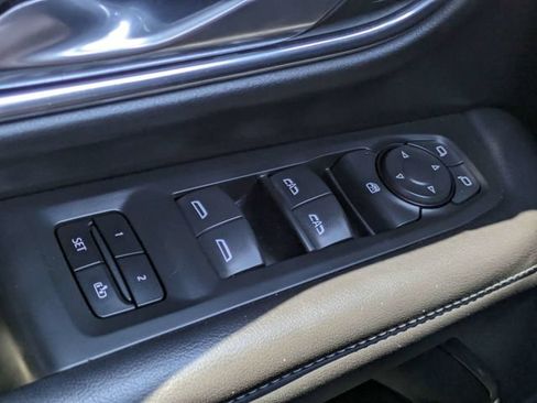 Used 2021 Chevrolet Tahoe LT AWD/4WD image 27