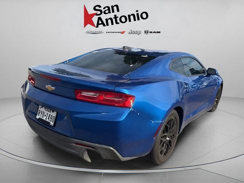 Used 2017 Chevrolet Camaro LT RWD image 10