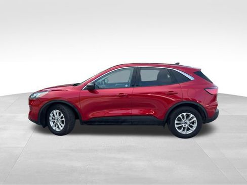 Used 2022 Ford Escape SE FWD image 3