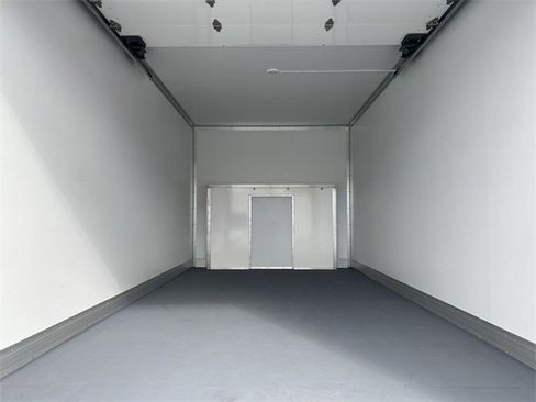 New 2024 Ford E-450 and Econoline 450 Super Duty w/ Power Windows & Locks Group image 34