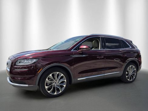 Used 2021 Lincoln Nautilus Reserve FWD image 3