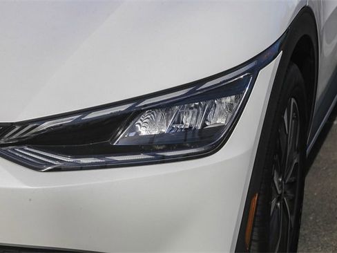 Certified 2024 Kia EV6 Light image 6