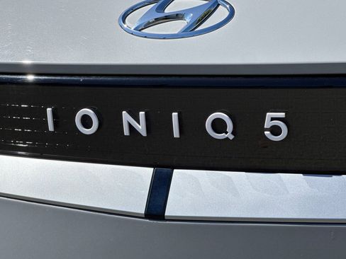 Used 2024 Hyundai Ioniq 5 SEL RWD image 34
