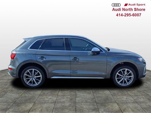 Used 2024 Audi SQ5 Prestige w/ Prestige Package AWD/4WD image 3