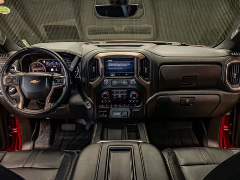 Used 2020 Chevrolet Silverado 1500 High Country w/ Technology Package image 19