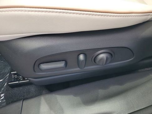 New 2026 Buick Encore GX Avenir image 7