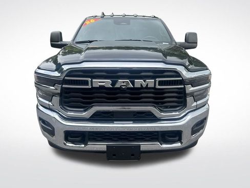 Used 2026 RAM 2500 Tradesman w/ Chrome Appearance Group AWD/4WD image 2