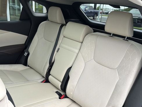 Certified 2024 Lexus RX 350 FWD w/ Convenience Package image 32
