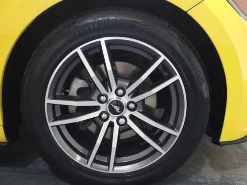 Used 2017 Ford Mustang Premium RWD image 36