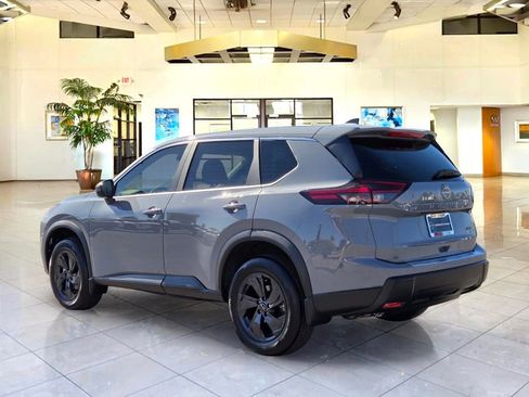 Certified 2026 Nissan Rogue SV w/ Cold Weather Package AWD/4WD image 7