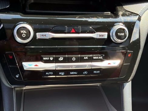 Used 2023 Ford Explorer ST-Line w/ Class IV Trailer Tow Package AWD/4WD image 21