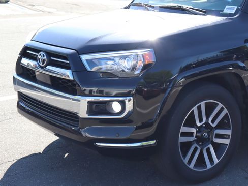 Used 2020 Toyota 4Runner Limited RWD image 6