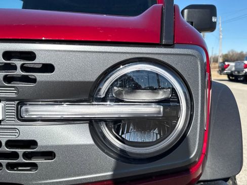 New 2025 Ford Bronco Badlands image 17