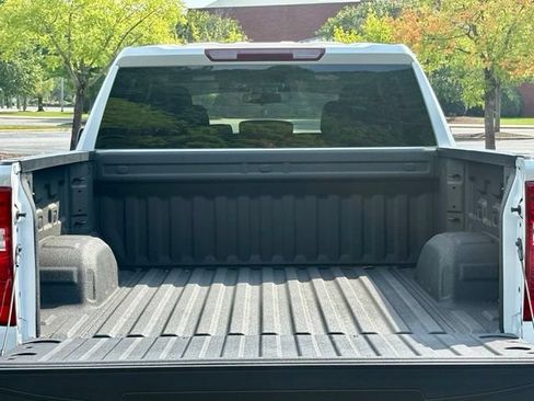 Used 2026 Chevrolet Silverado 1500 Custom AWD/4WD image 16