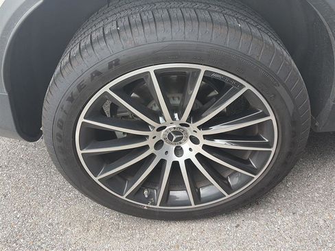 Certified 2023 Mercedes-Benz GLC 300 4MATIC Coupe image 15