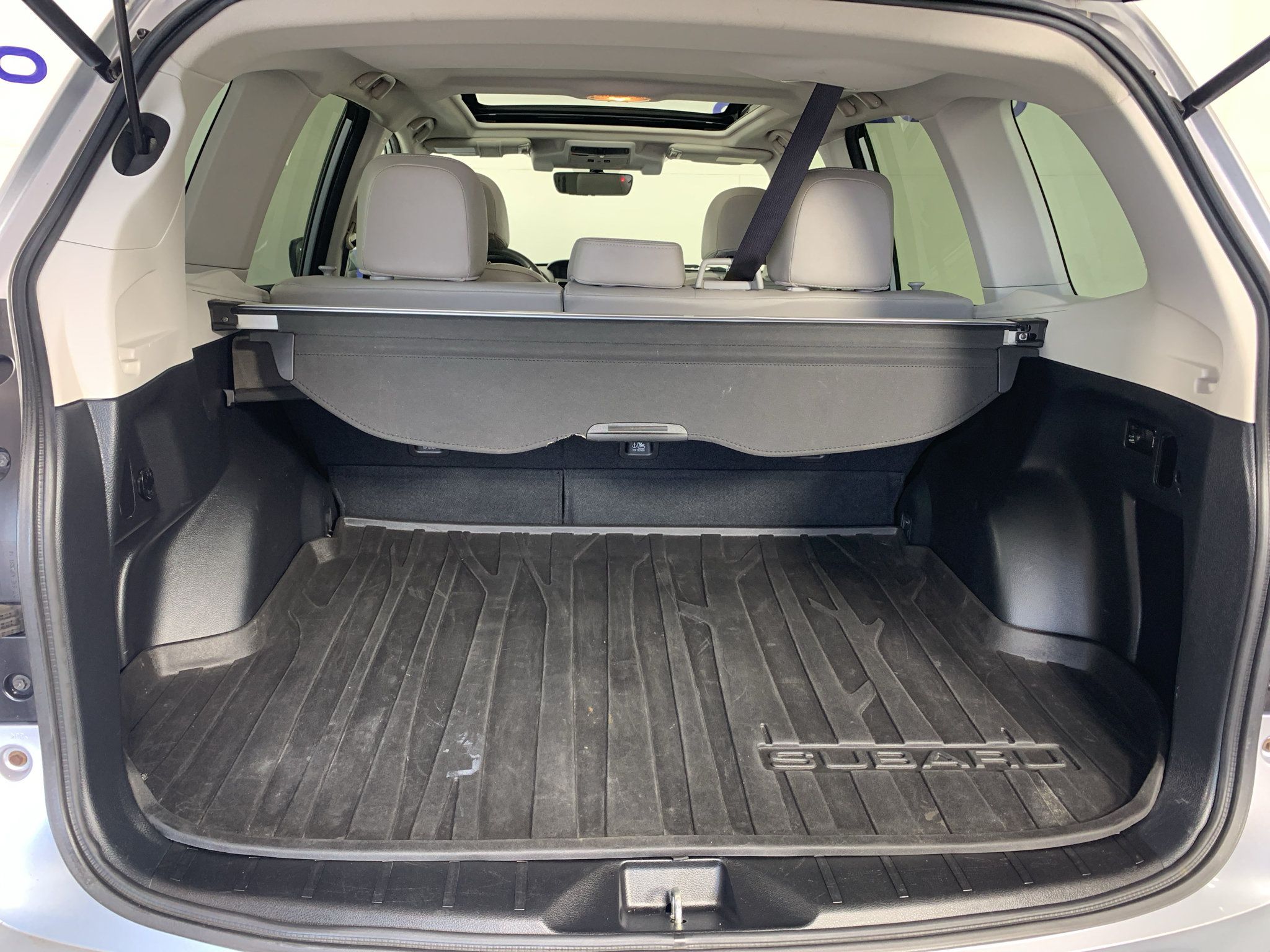 Used 2017 Subaru Forester 2.5i Limited AWD/4WD image 32