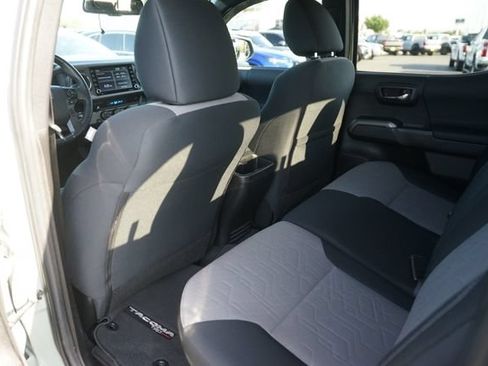 Used 2023 Toyota Tacoma TRD Sport w/ Technology Package RWD image 11
