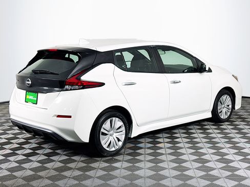 Used 2023 Nissan Leaf S image 10
