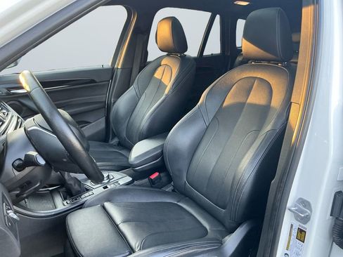 Used 2018 BMW X1 xDrive28i AWD/4WD image 10