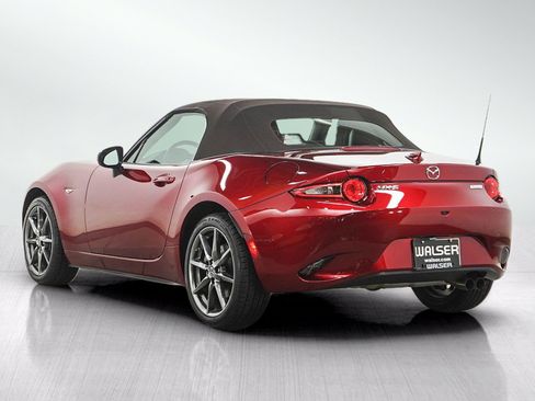 Used 2019 MAZDA MX-5 Miata Grand Touring RWD image 3
