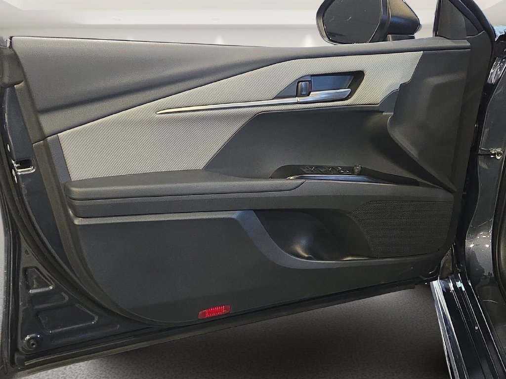 New 2026 Toyota Camry SE w/ Convenience Package FWD image 17