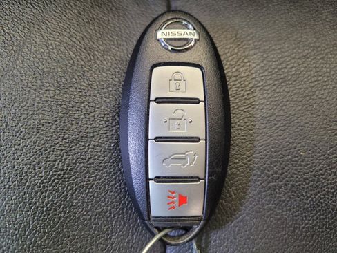 Used 2014 Nissan Murano SL AWD/4WD image 32
