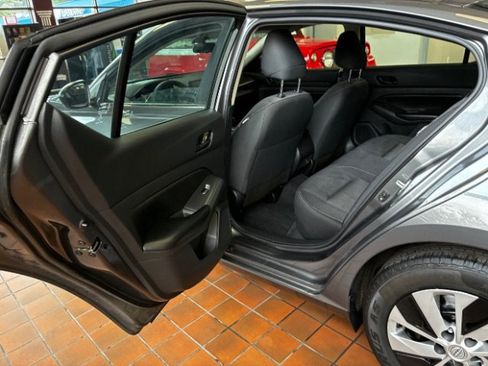 Used 2024 Nissan Altima 2.5 S FWD image 25