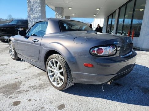 Used 2008 MAZDA MX-5 Miata Grand Touring w/ Premium Pkg image 2