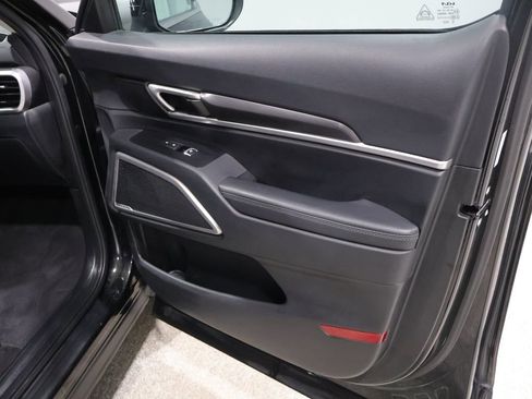 Used 2025 Kia Telluride S AWD/4WD image 27