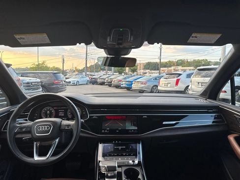 Used 2025 Audi Q7 3.0T Premium Plus AWD/4WD image 16