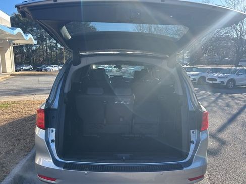 Used 2023 Honda Odyssey Touring image 3