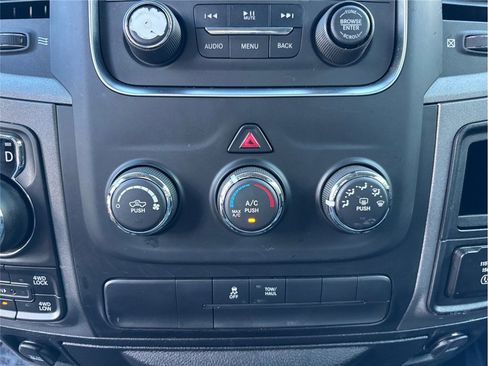 Used 2019 RAM 1500 4x4 Crew Cab Tradesman image 24