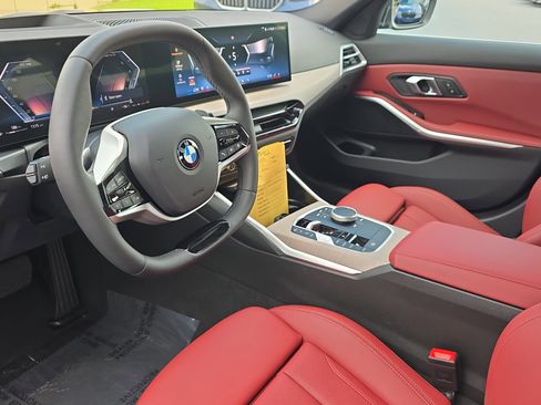 Used 2025 BMW 330i Sedan RWD image 16