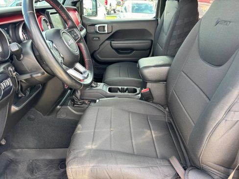 Used 2022 Jeep Wrangler Rubicon AWD/4WD image 13