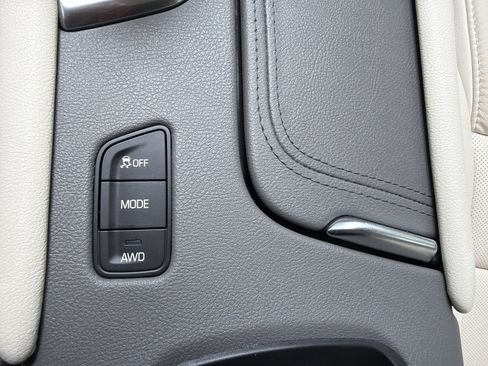 Used 2019 Cadillac XT5 Luxury AWD/4WD image 32