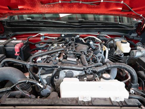 Used 2024 Toyota Tacoma TRD Off-Road image 30