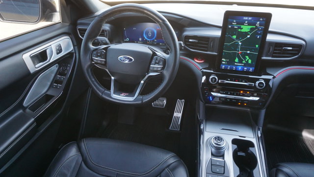 Used 2021 Ford Explorer ST w/ Equipment Group 401A AWD/4WD image 26