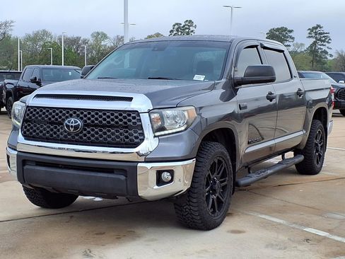 Certified 2020 Toyota Tundra SR5 w/ SR5 Upgrade Package image 3