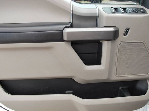 Used 2021 Ford F350 XLT w/ XLT Premium Package AWD/4WD image 36