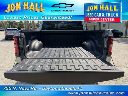 Used 2025 RAM 1500 Big Horn AWD/4WD image 11