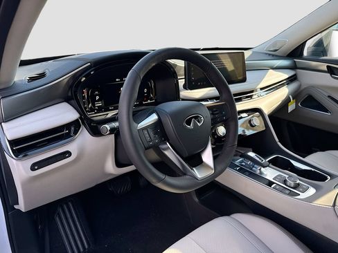 Certified 2026 INFINITI QX60 Luxe w/ Cargo Package FWD image 10