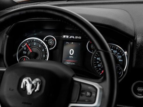 Used 2024 RAM 2500 Big Horn w/ Bed Utility Group image 18